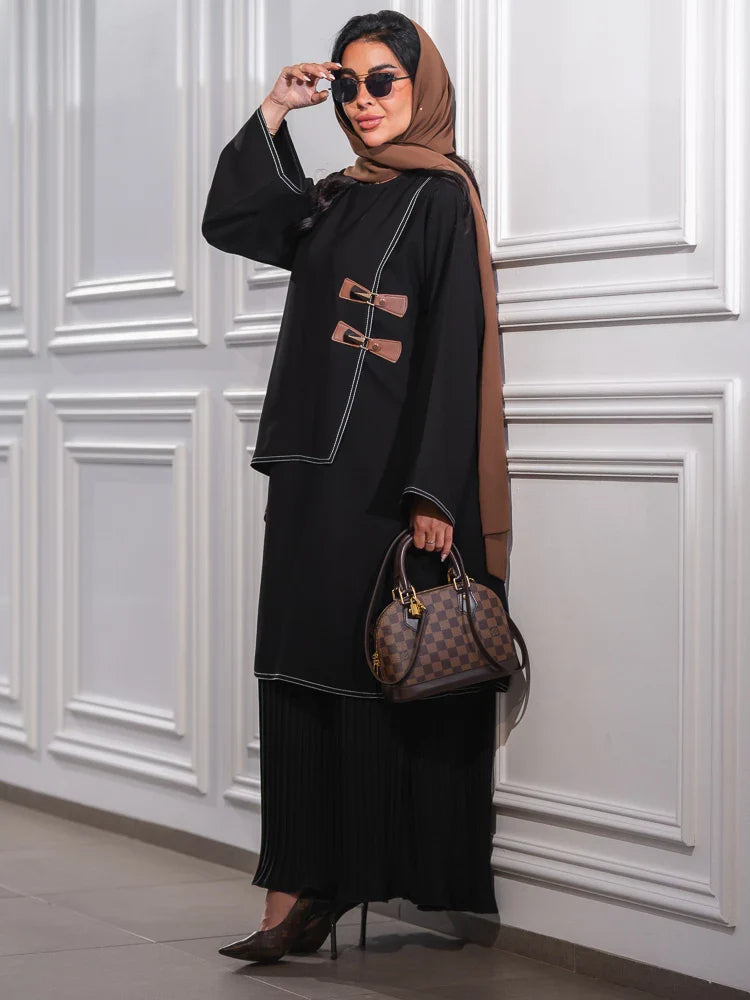 ABAYA BLACK PLEATED WITH SMALL BROWN BELT C:6455 BLACK