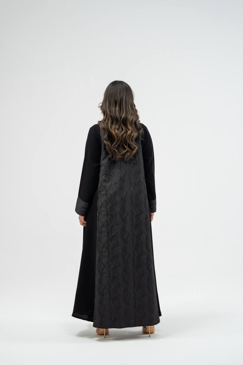 Black crepe fabric abaya with jacquard