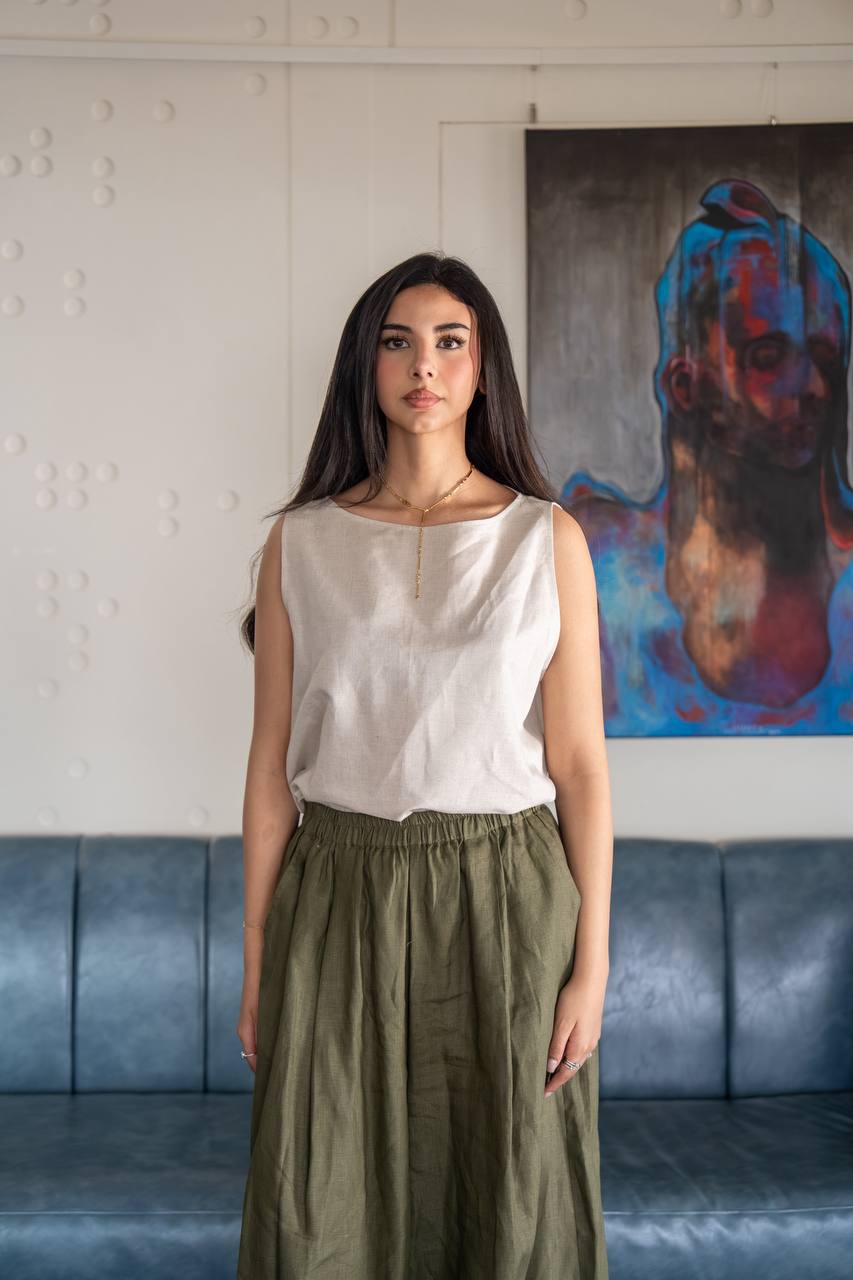 Beige blouse and green pants set in linen fabric