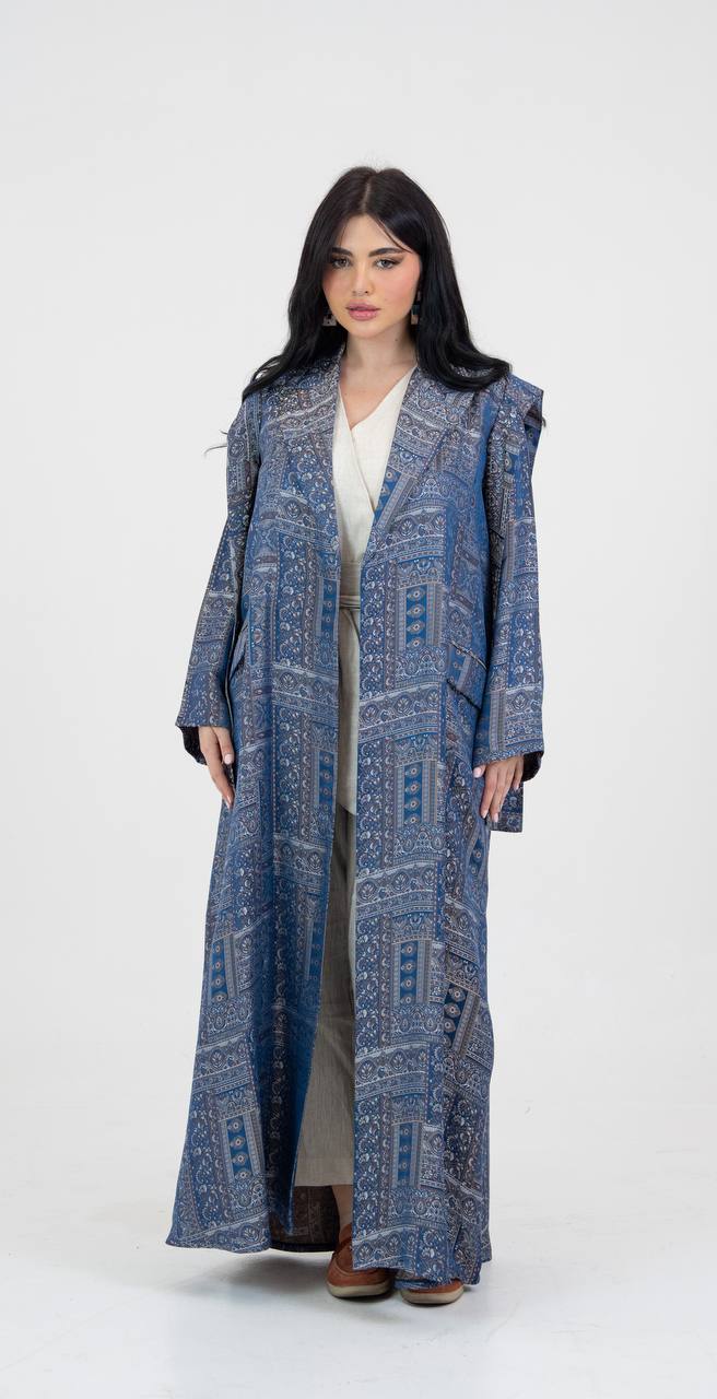 Abaya made of silk crepe fabric