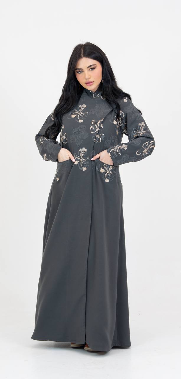 Crepe abaya in gray with embroidery