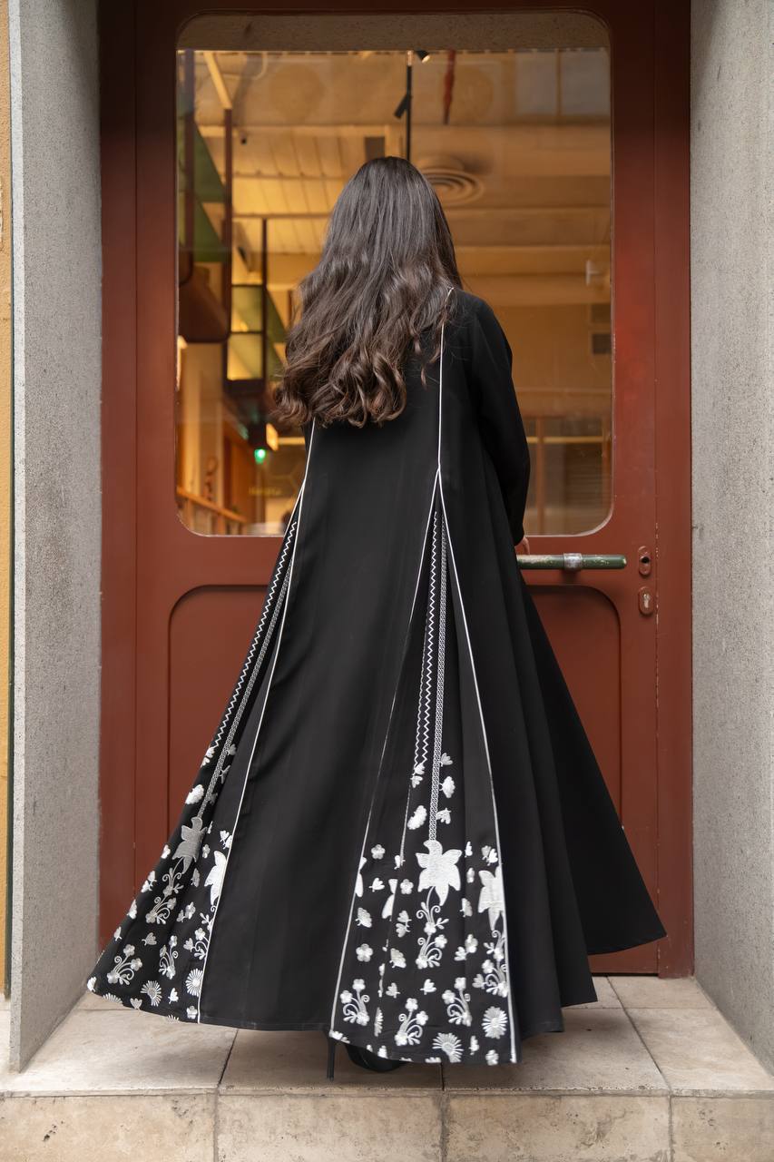 Black crepe abaya with white embroidery
