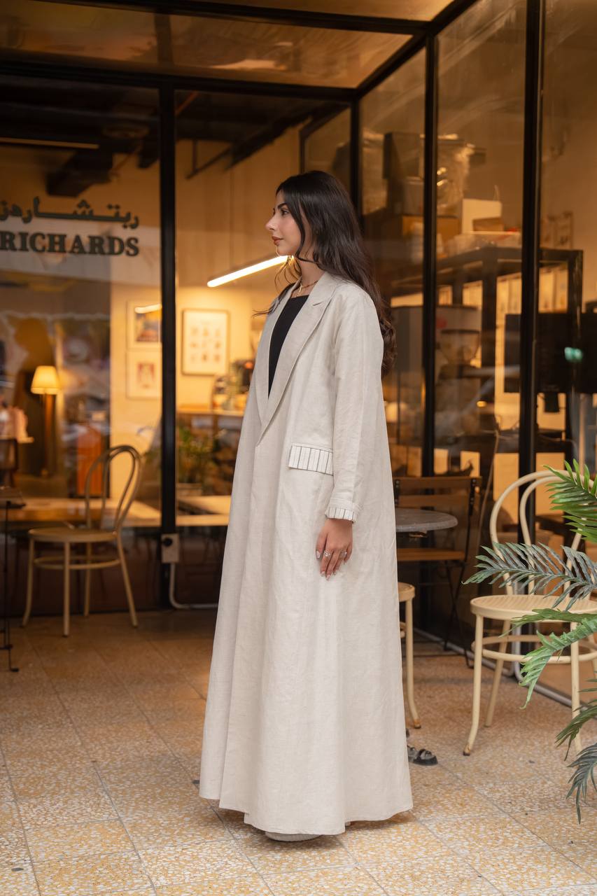 Linen abaya in beige