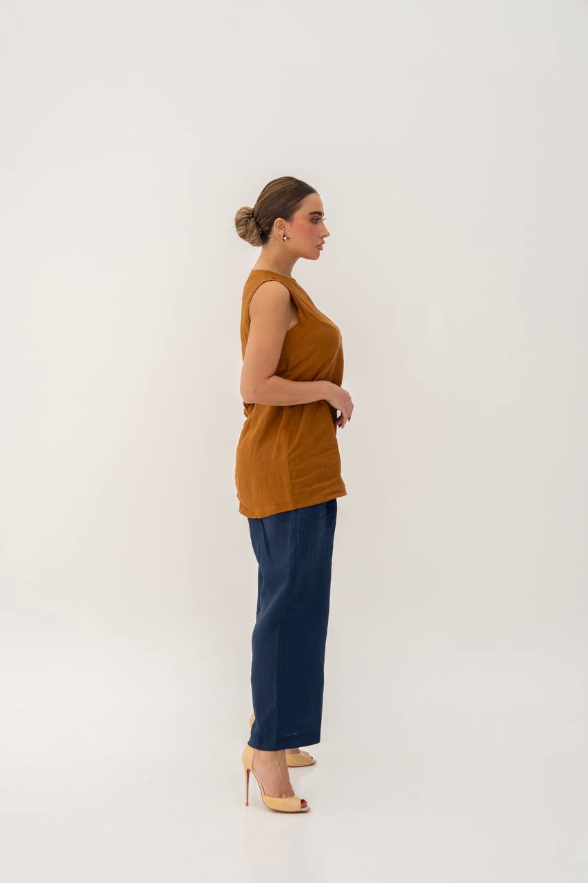 Camel-colored blouse and trousers set, linen