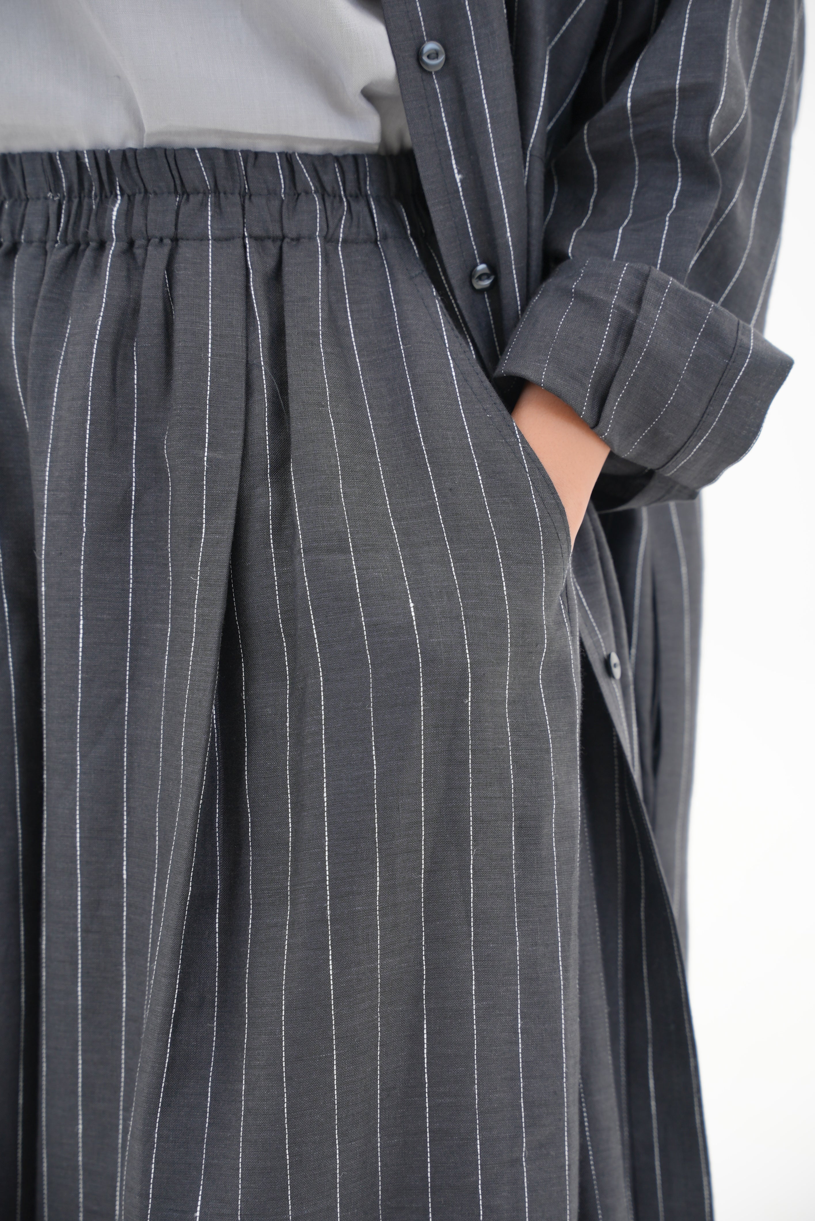 Black Striped Linen Set(full set)-1986
