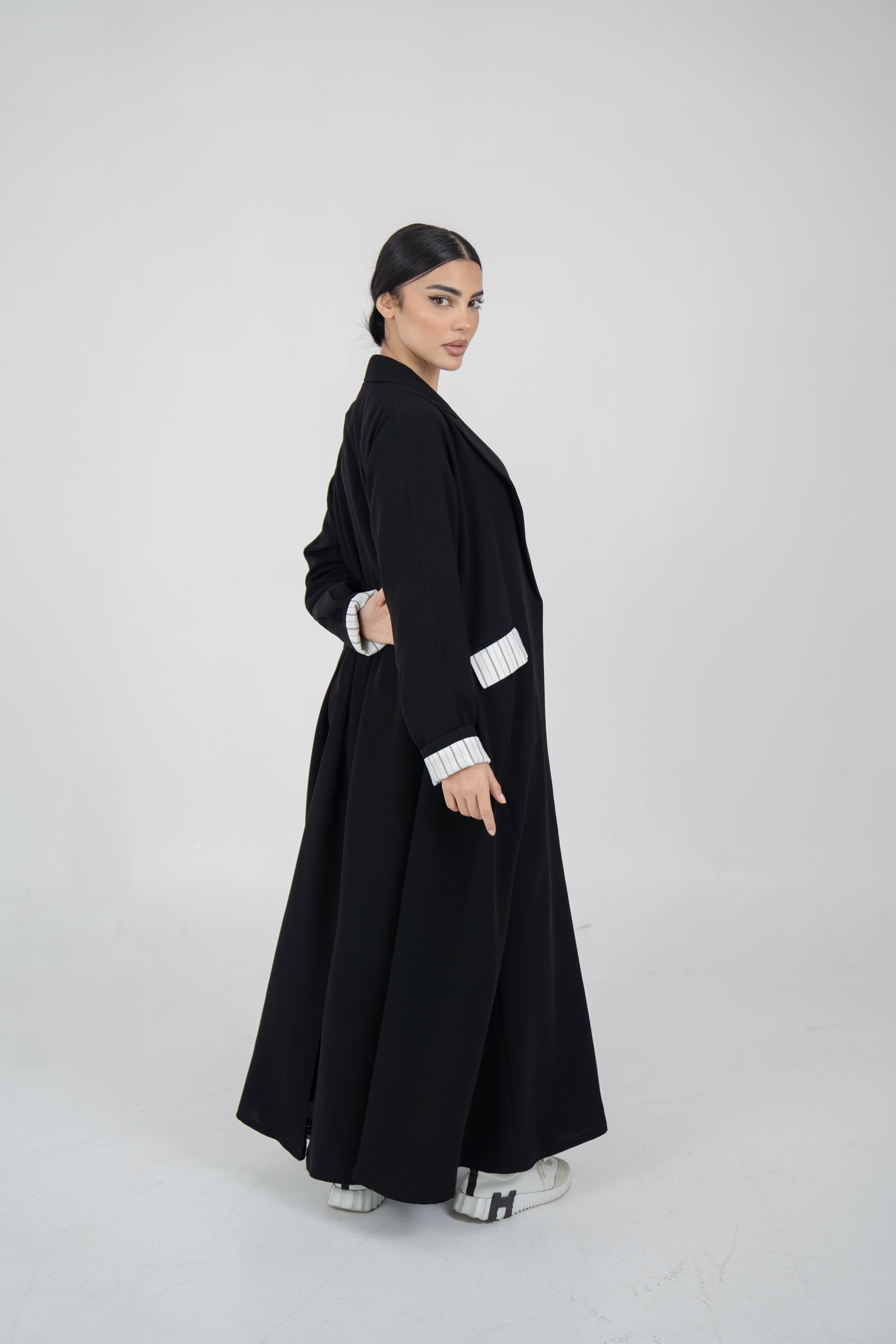Black crepe abaya -1970