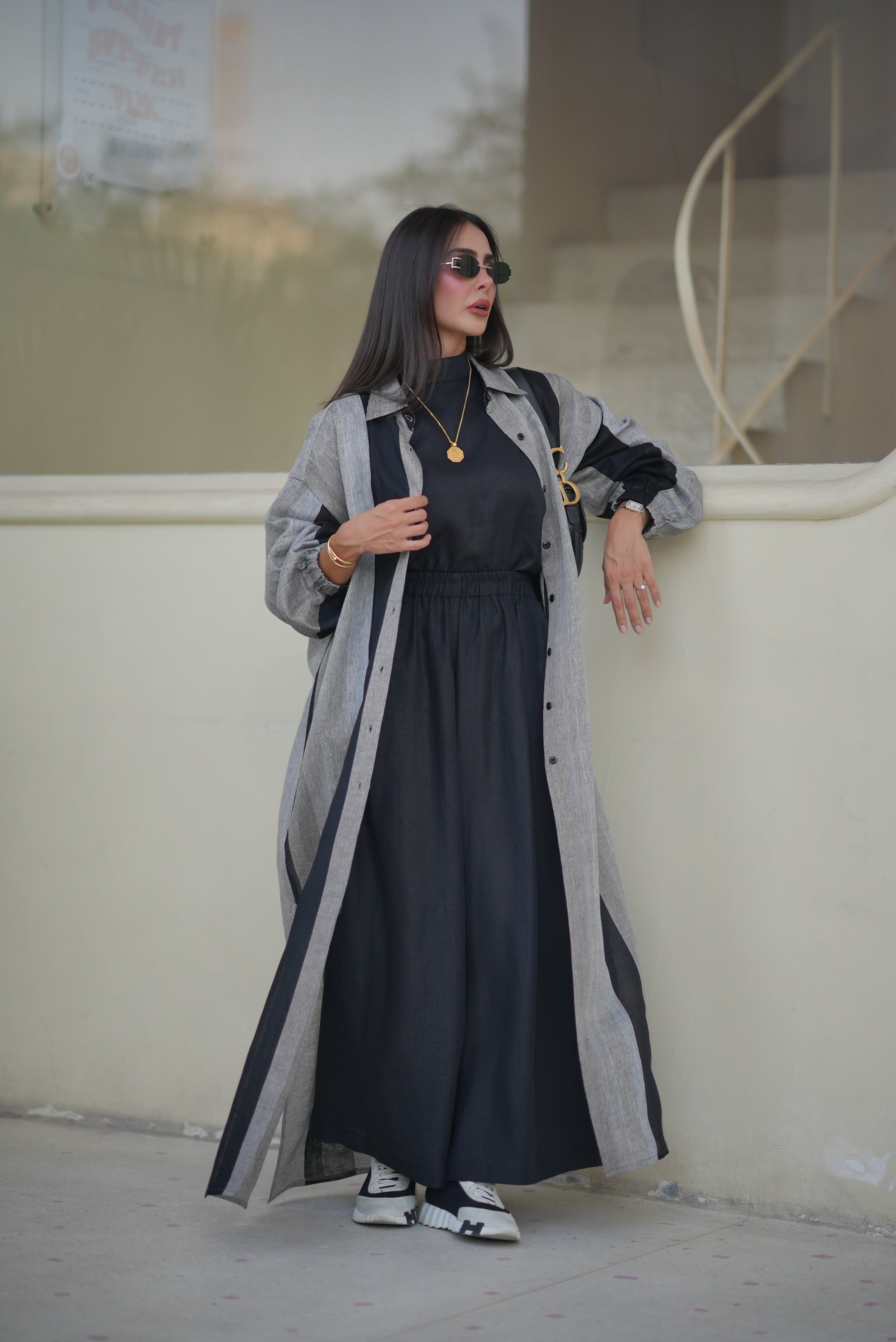 Black & Grey Linen Abaya – Free Size 1976