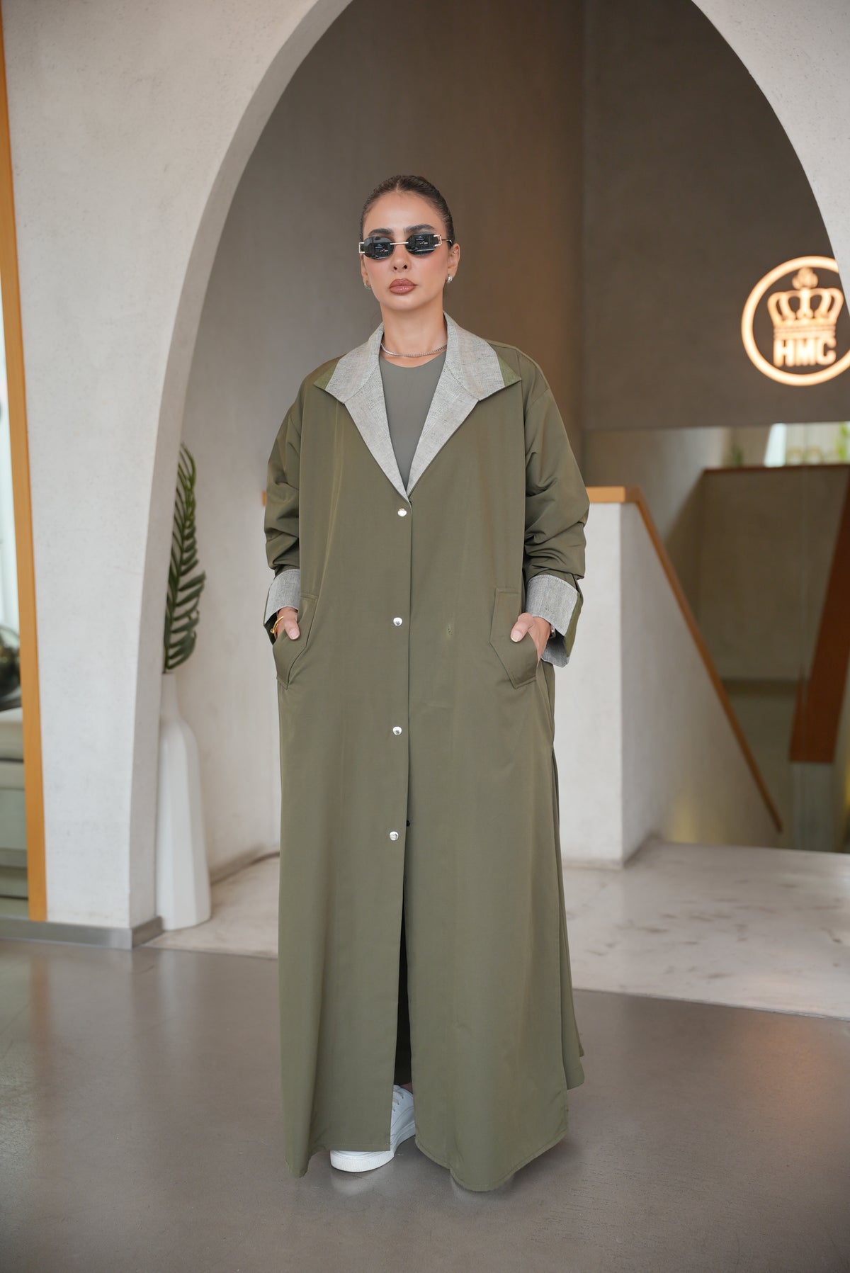 OLIVE GREEN TRENCH COAT ABAYA AND PANTS SET-2008