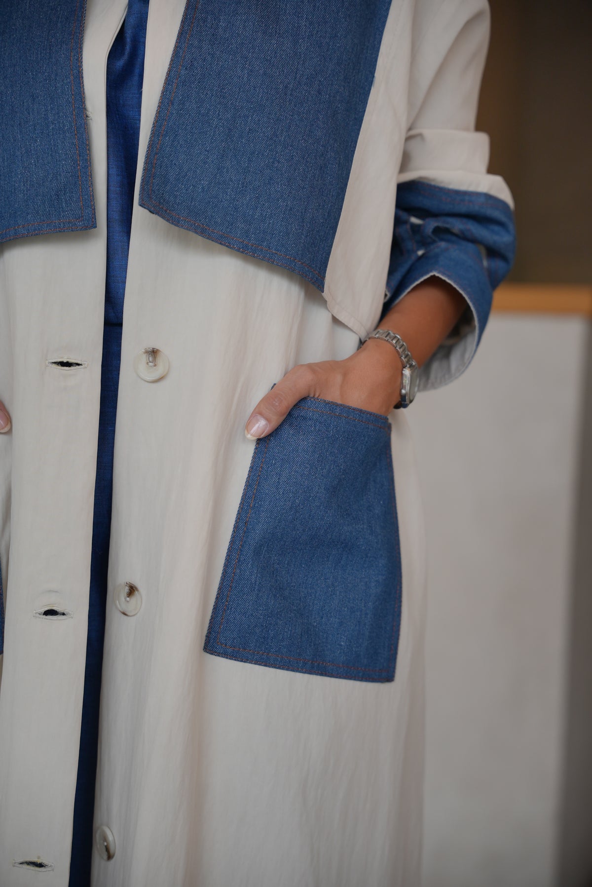 OFF-WHITE TRENCH COAT ABAYA WITH DENIM TRIM -2001