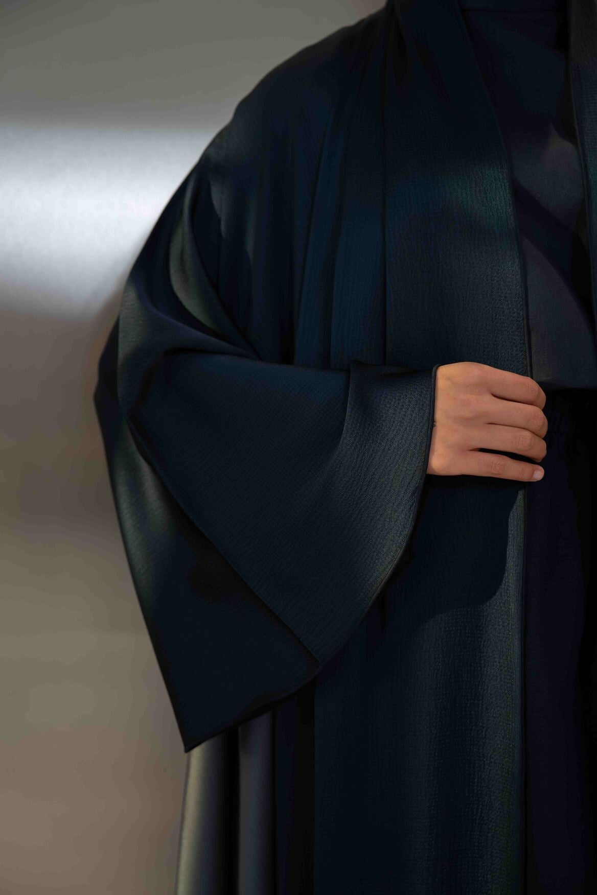 Navy & Grey Silk Crepe Abaya – 2051