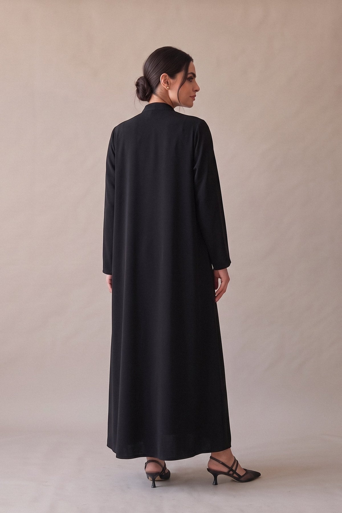 Black Crepe Abaya with Brown and Beige Details –2075