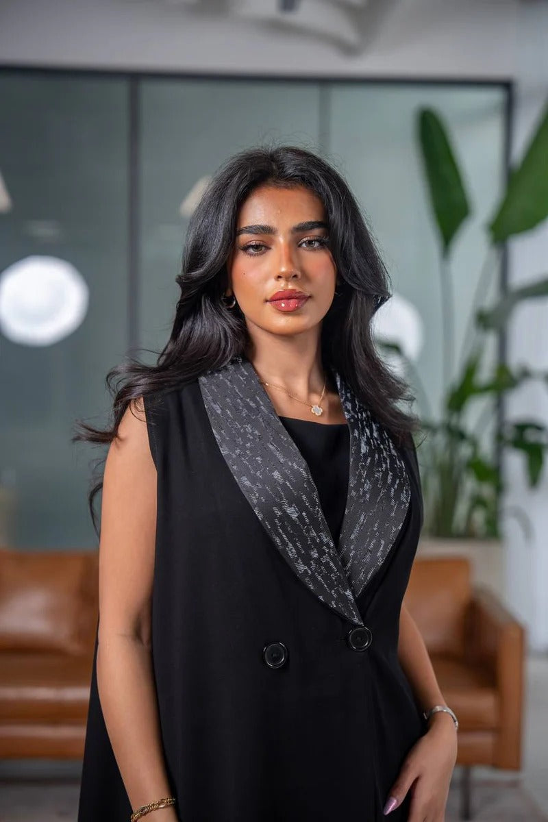 Black crepe and jacquard blazer C:200