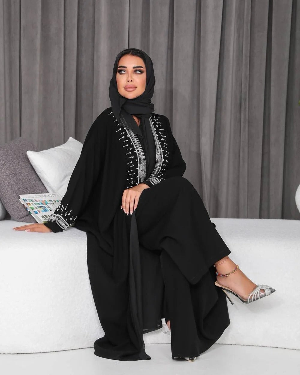 ABAYA BESHT CREPE WITH HANDMADE BEAT 6300 (Free size)