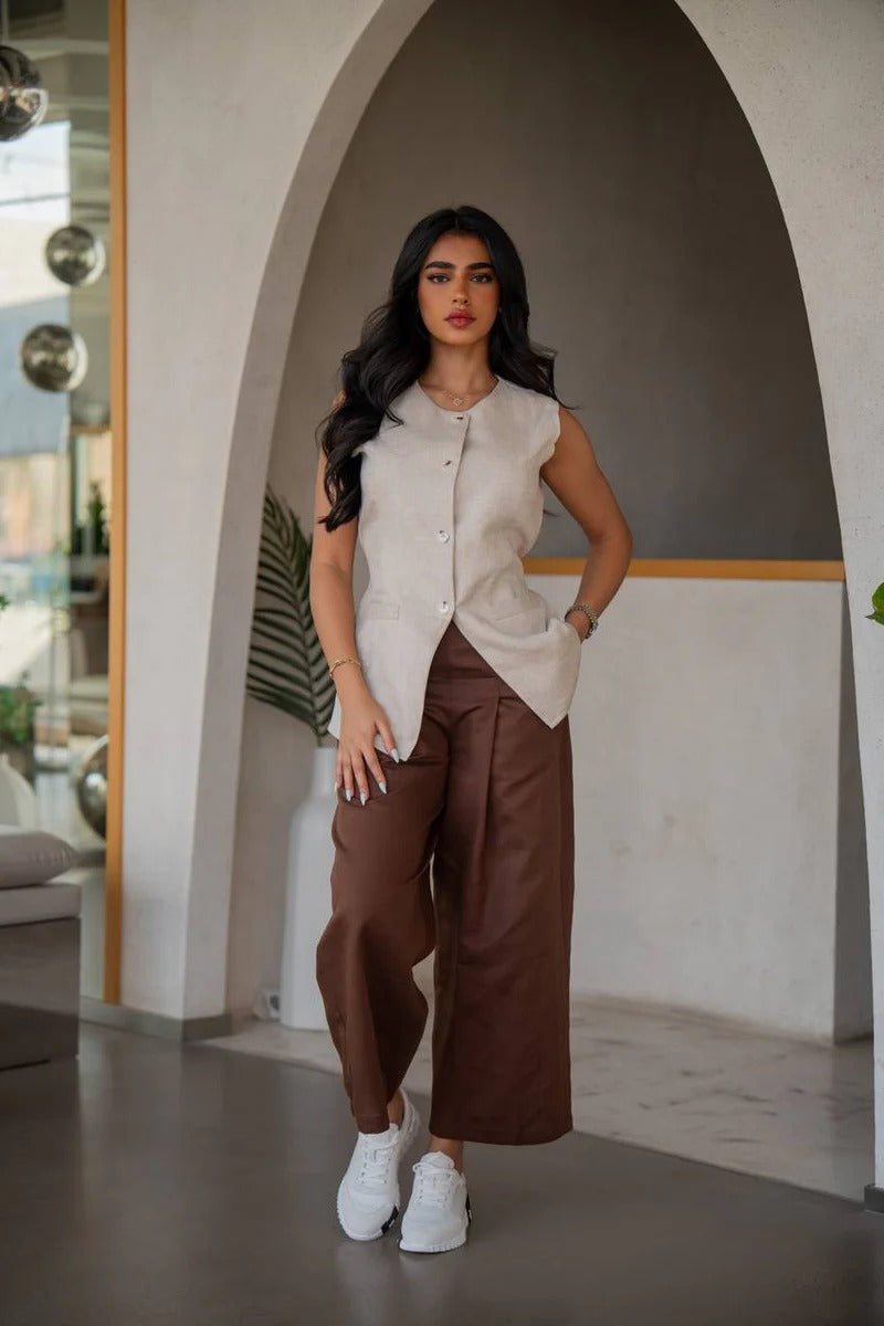 Set consisting of brown pants with a beige linen vest C:202 Biege-Brown