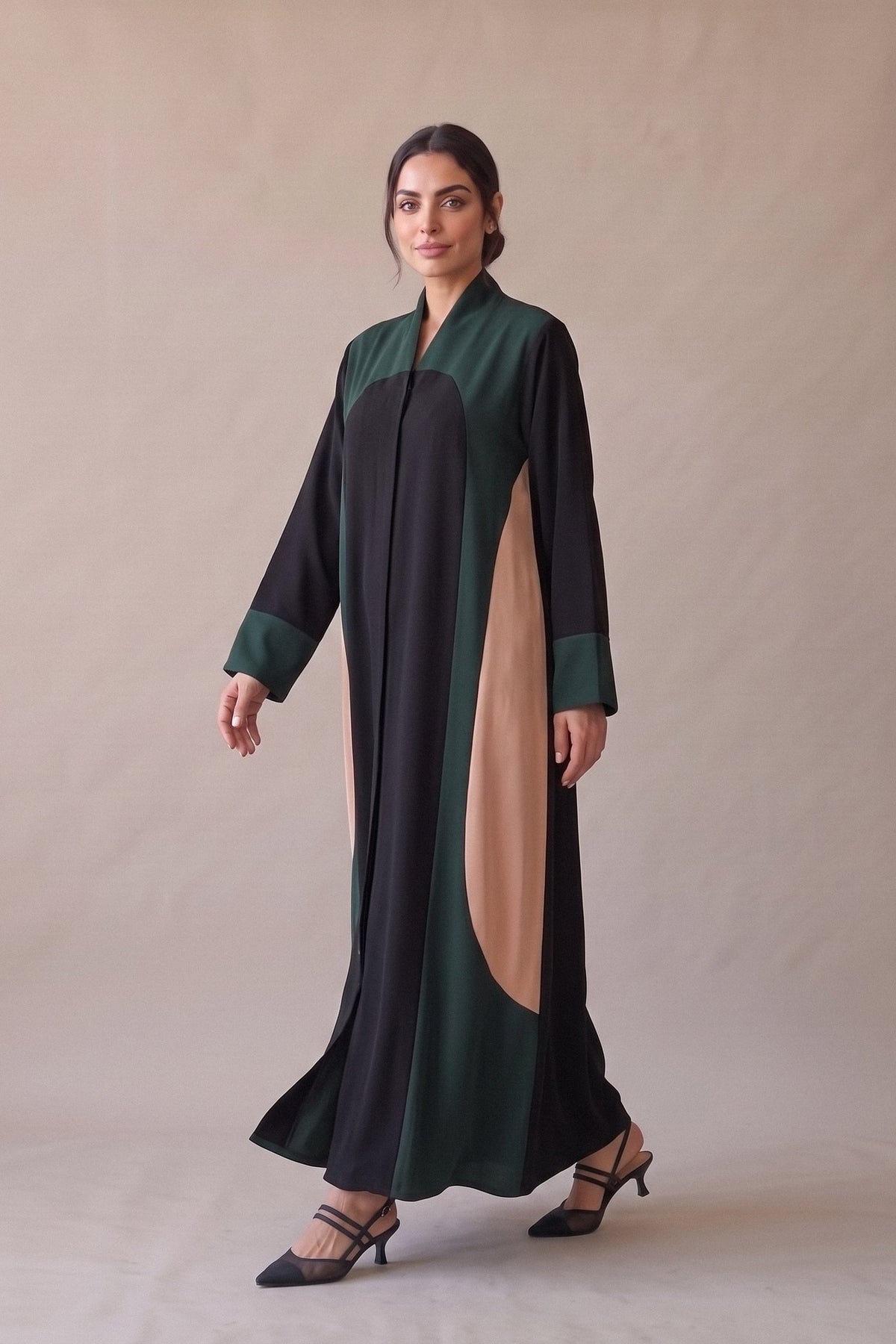 Black Crepe Abaya with Brown and Beige Details – 2074
