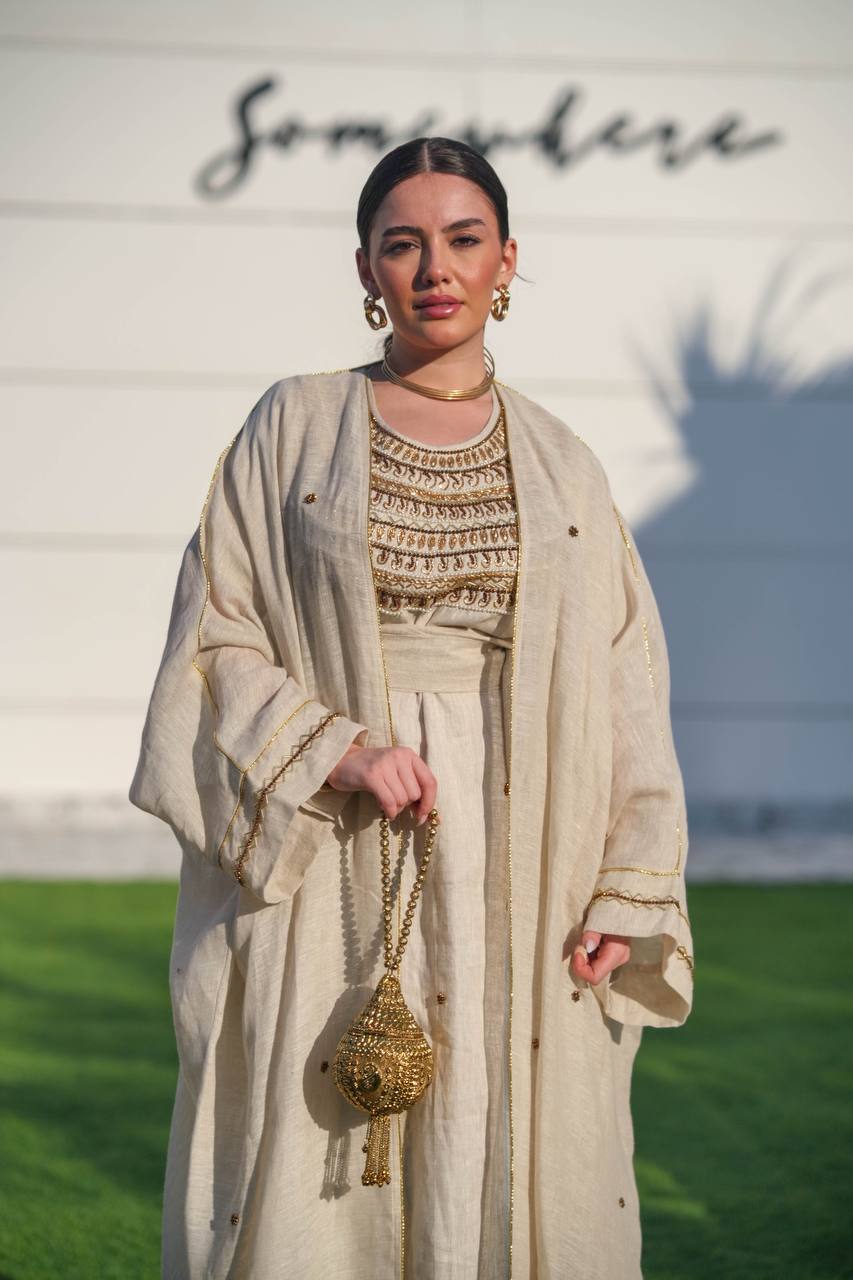 Bisht made of burlap and linen dress, in light beige with hand embroidery C:6618