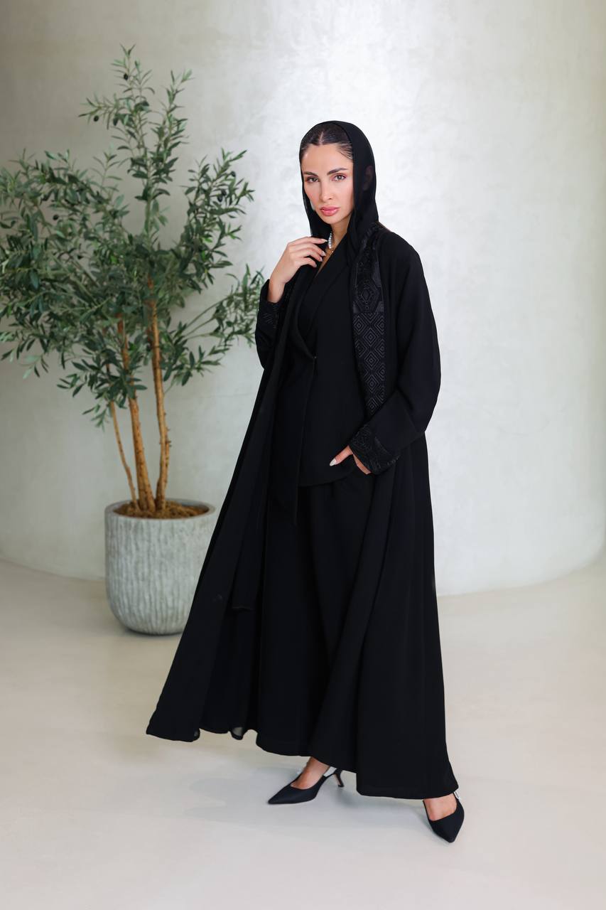 Black crepe abaya with embroidery C:6679