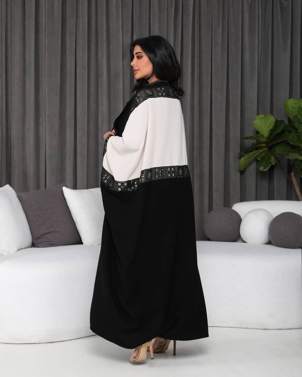 Crepe Bisht Abaya with Embroidery C:6341