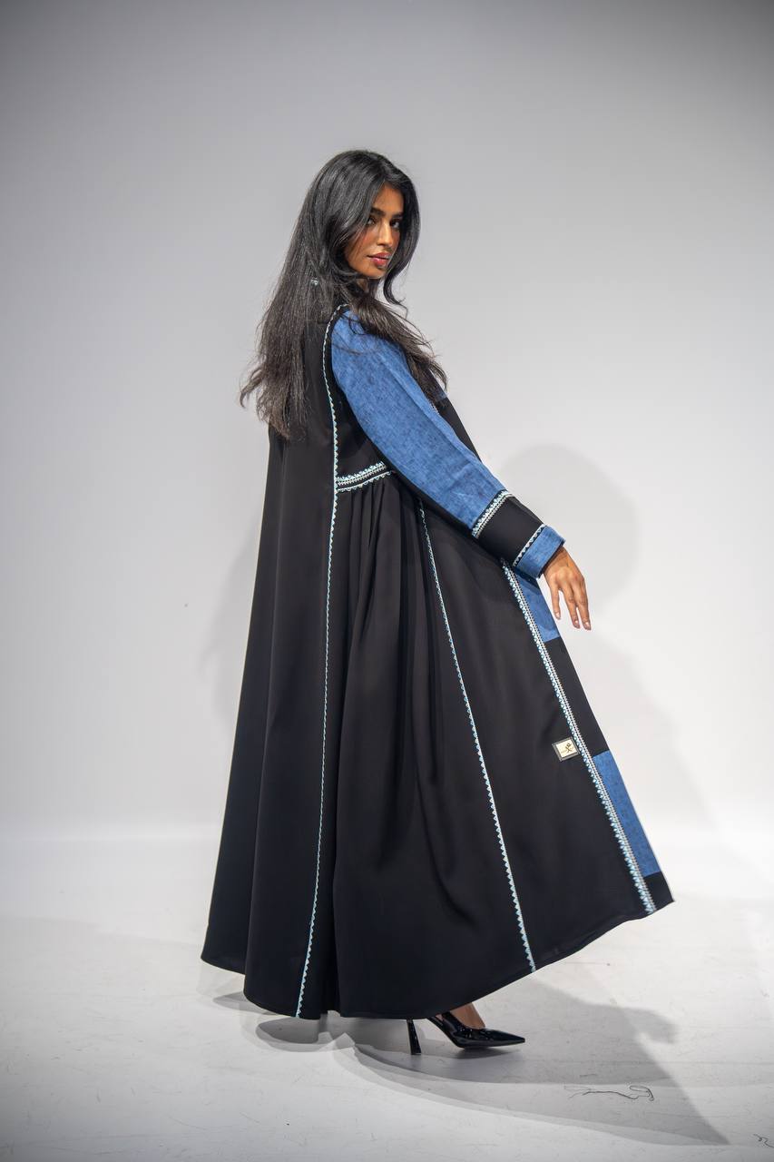 Black crepe abaya with blue linen, with embroidery. C:6672