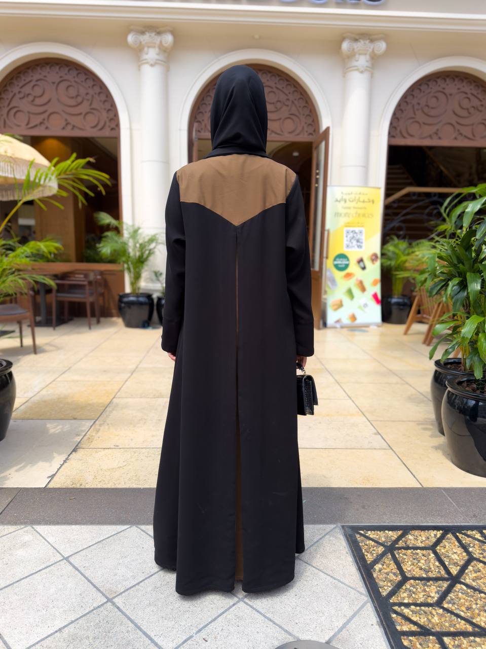 Black crepe blazer abaya with camel-colored details C:6682