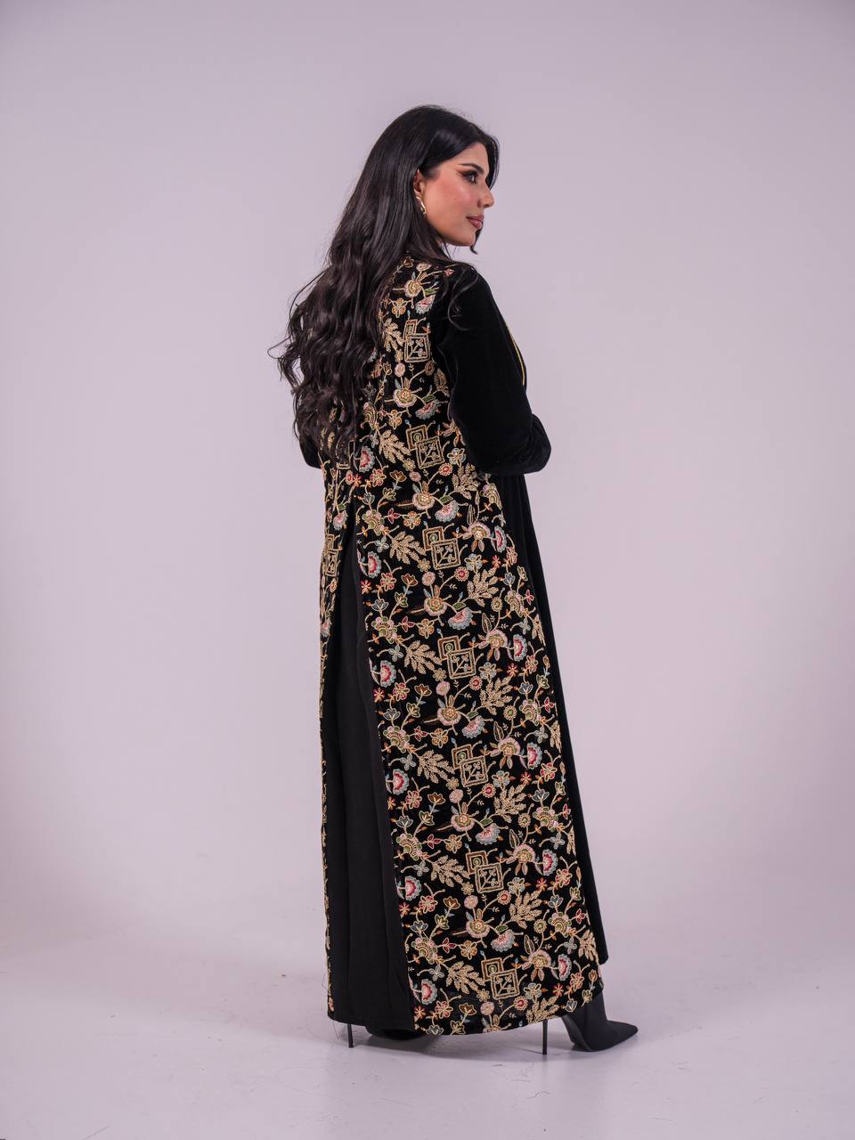 Plain velvet abaya with embroidered velvet. C:6736