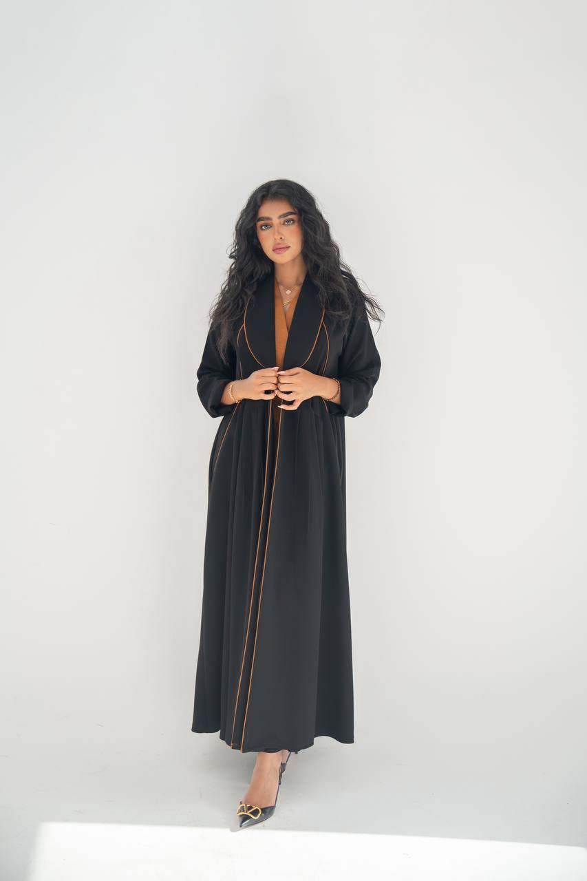 عباية بليزر من الكريب الأسود C:6633 أسود