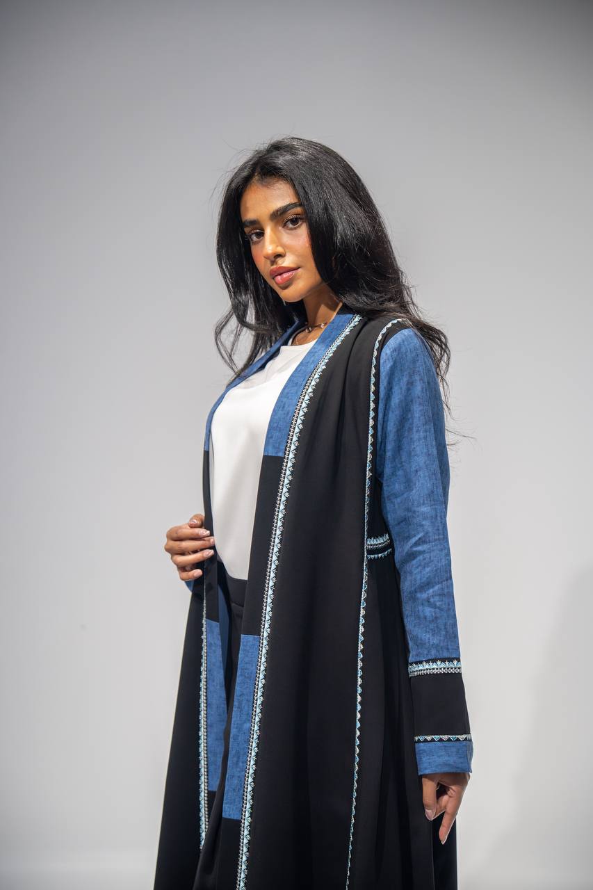 Black crepe abaya with blue linen, with embroidery. C:6672