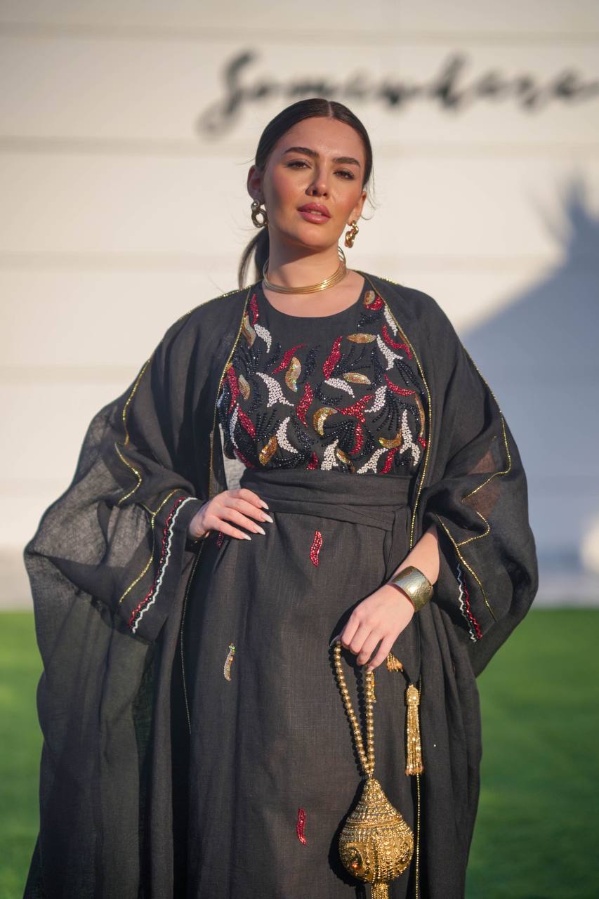 Bisht made of burlap and linen dress, in black with hand embroidery C:6617