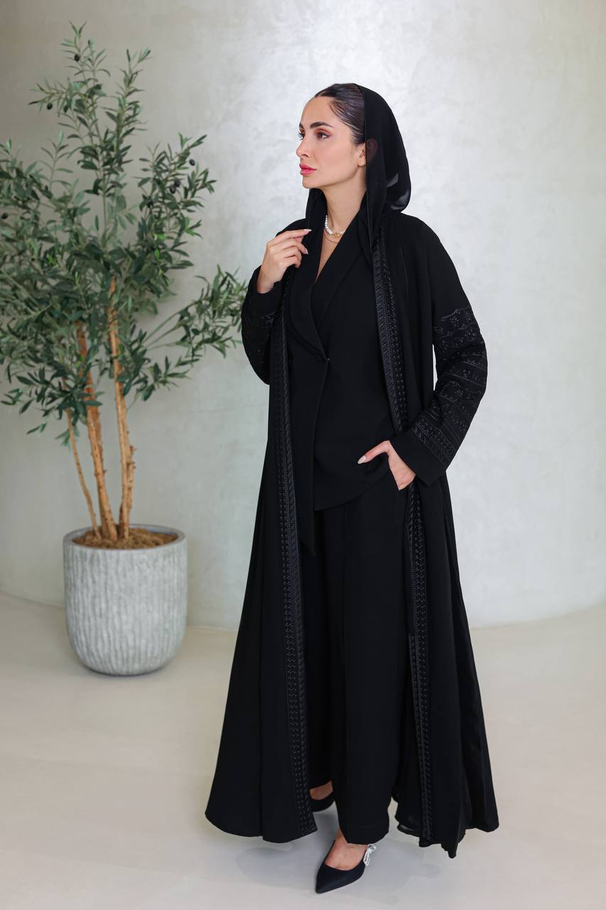 Black crepe abaya with embroidery C:6674
