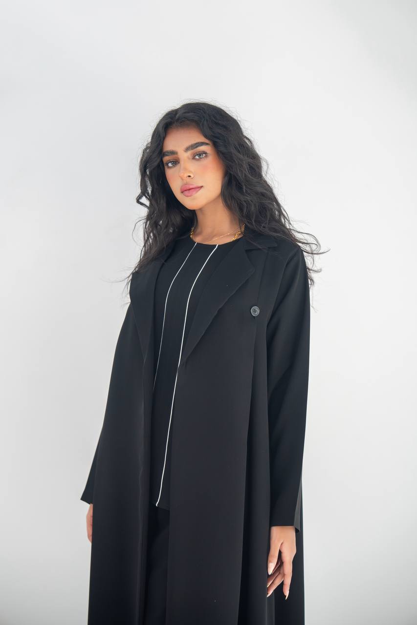 طقم عباية بليزر من الكريب الأسود مع بطانة داخلية، رقم الموديل: 6642، طقم أسود