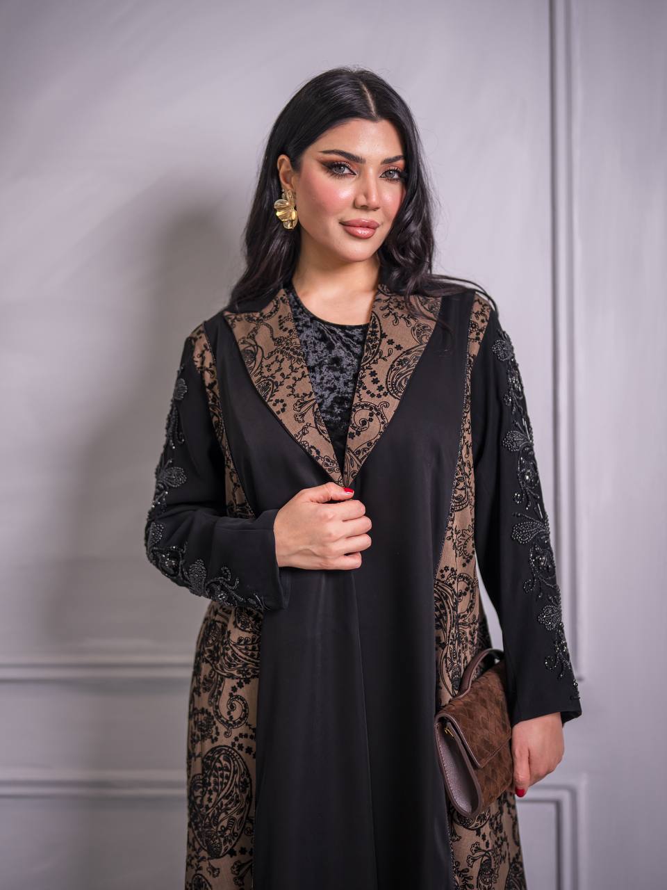 Plain black crepe blazer abaya with brown printed crepe. C:6733 Brown