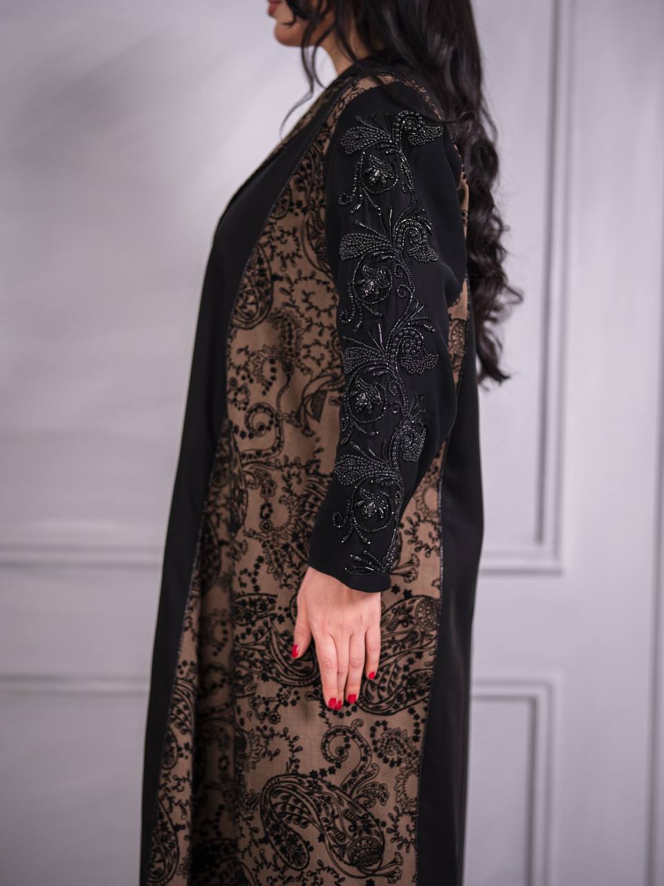 Plain black crepe blazer abaya with brown printed crepe. C:6733 Brown