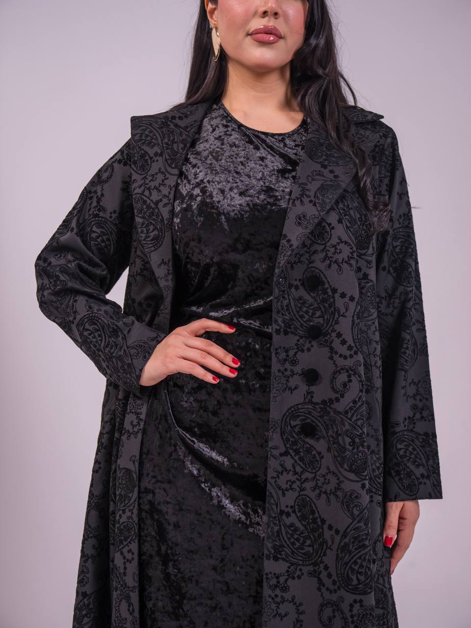 Blazer abaya in printed crepe fabric, in black.C:6732