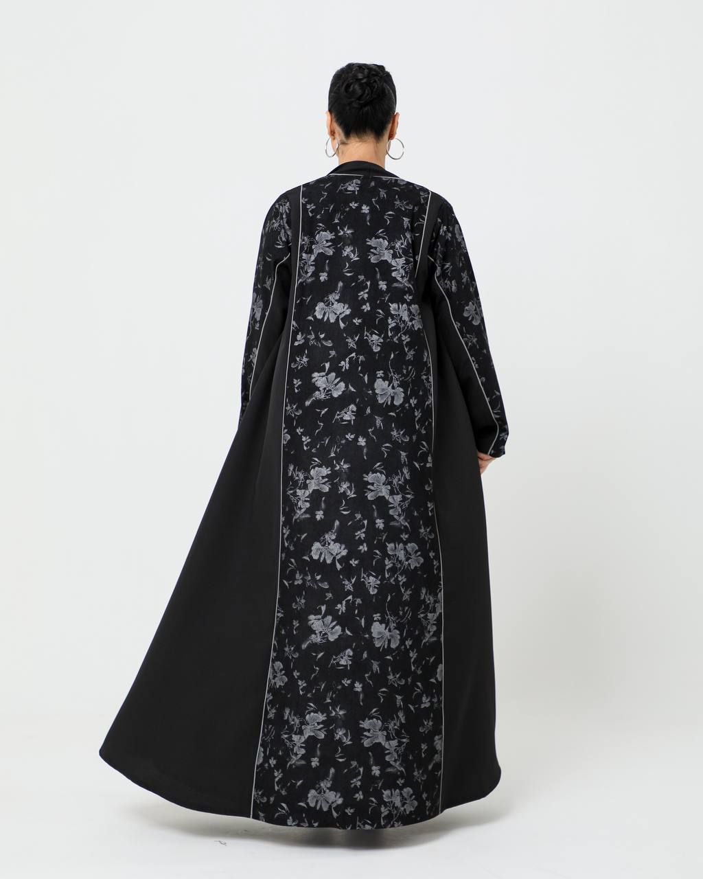 Black crepe fabric abaya. C:6730