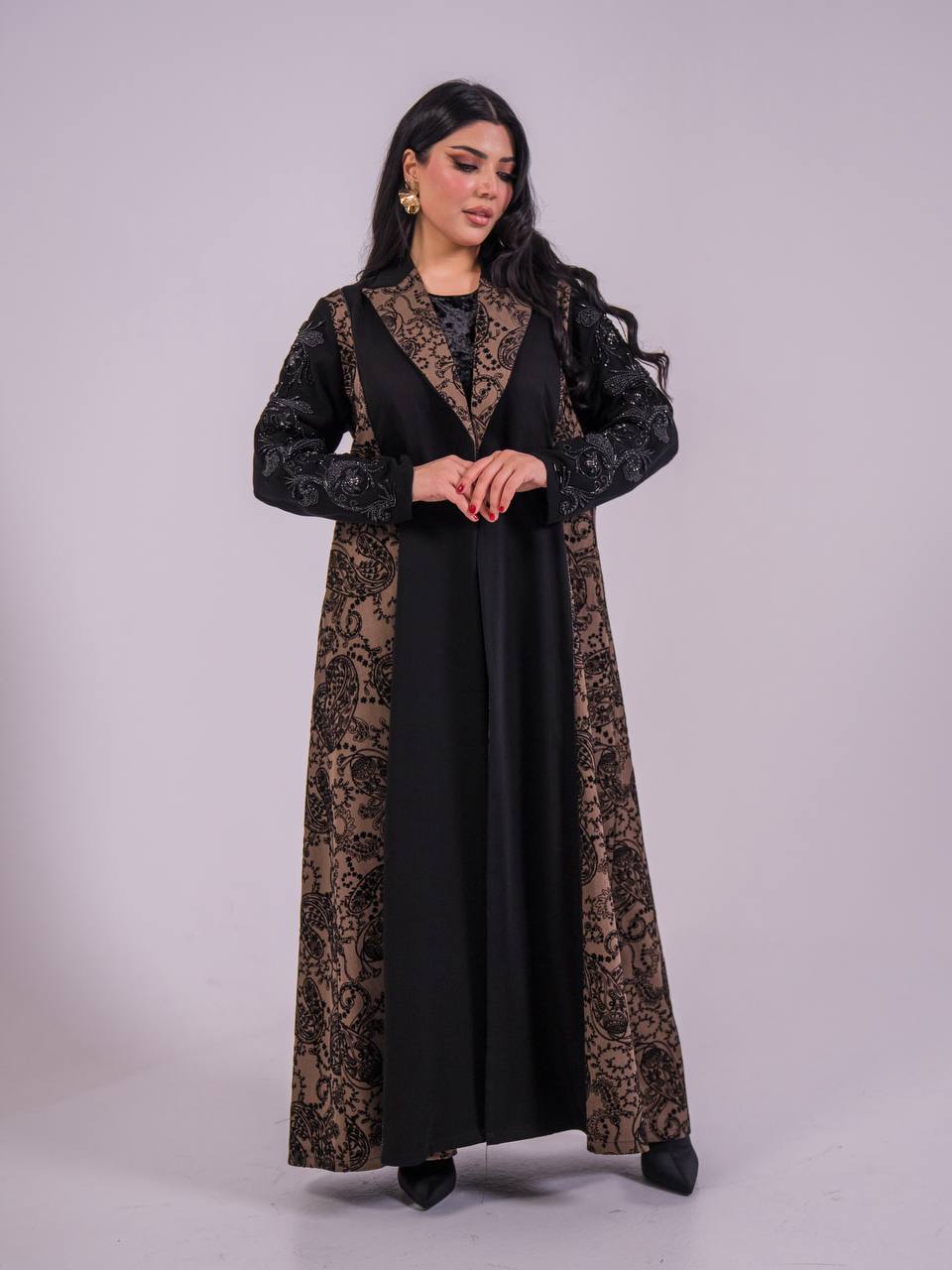 Plain black crepe blazer abaya with brown printed crepe. C:6733 Brown