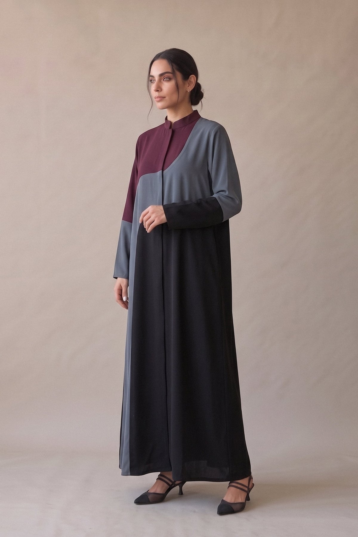 Black Crepe Abaya with Burgundy and Grey Details – 2076