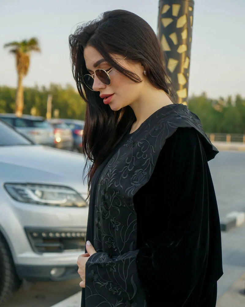 Free size velvet abaya with embroidery
