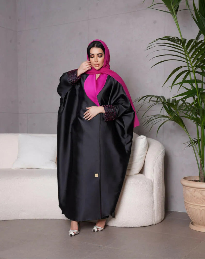 Free size crepe abaya with fuchsia embroidery on the sleeves