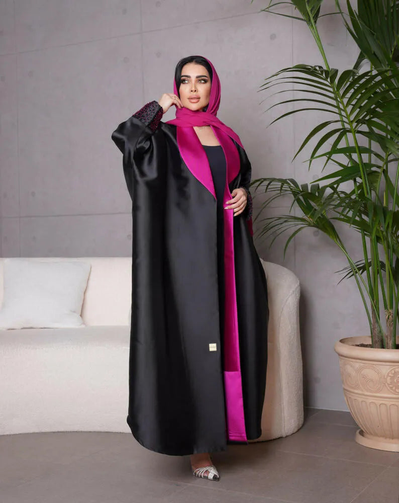 Free size crepe abaya with fuchsia embroidery on the sleeves