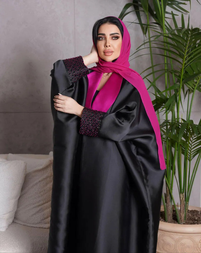 Free size crepe abaya with fuchsia embroidery on the sleeves