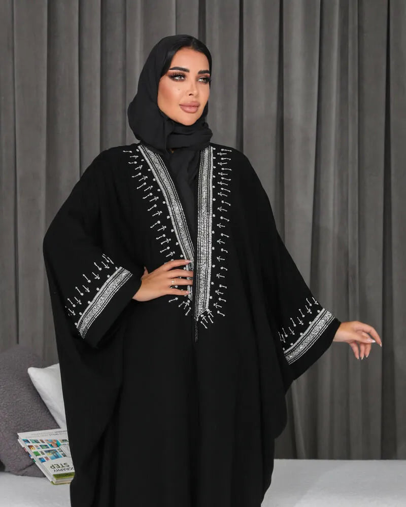 Free size crepe cloak abaya with embroidered lining inside