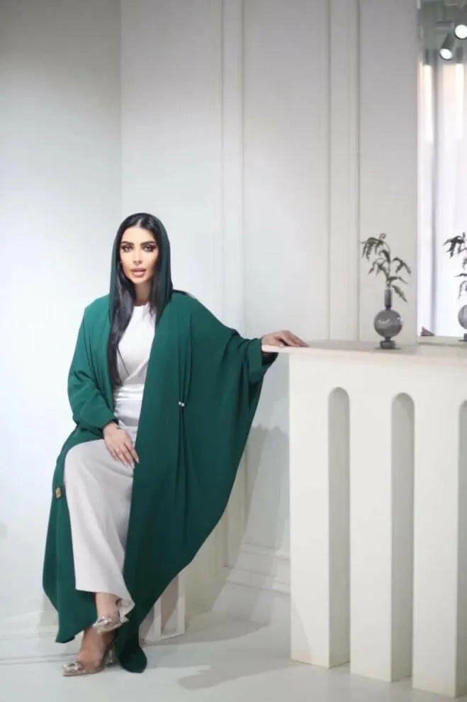 Free size green padded crepe abaya with pleats