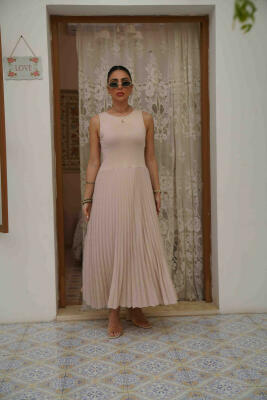 Beige dress half crepe and half pleats