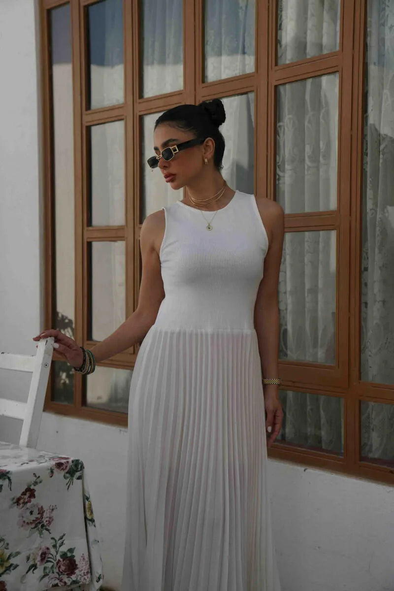 White dress half crepe and half pleats