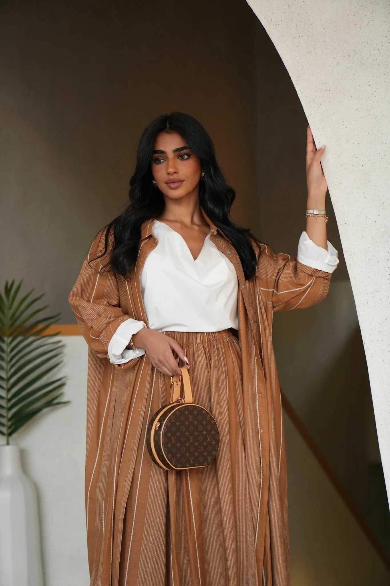 Camel linen abaya striped beige
