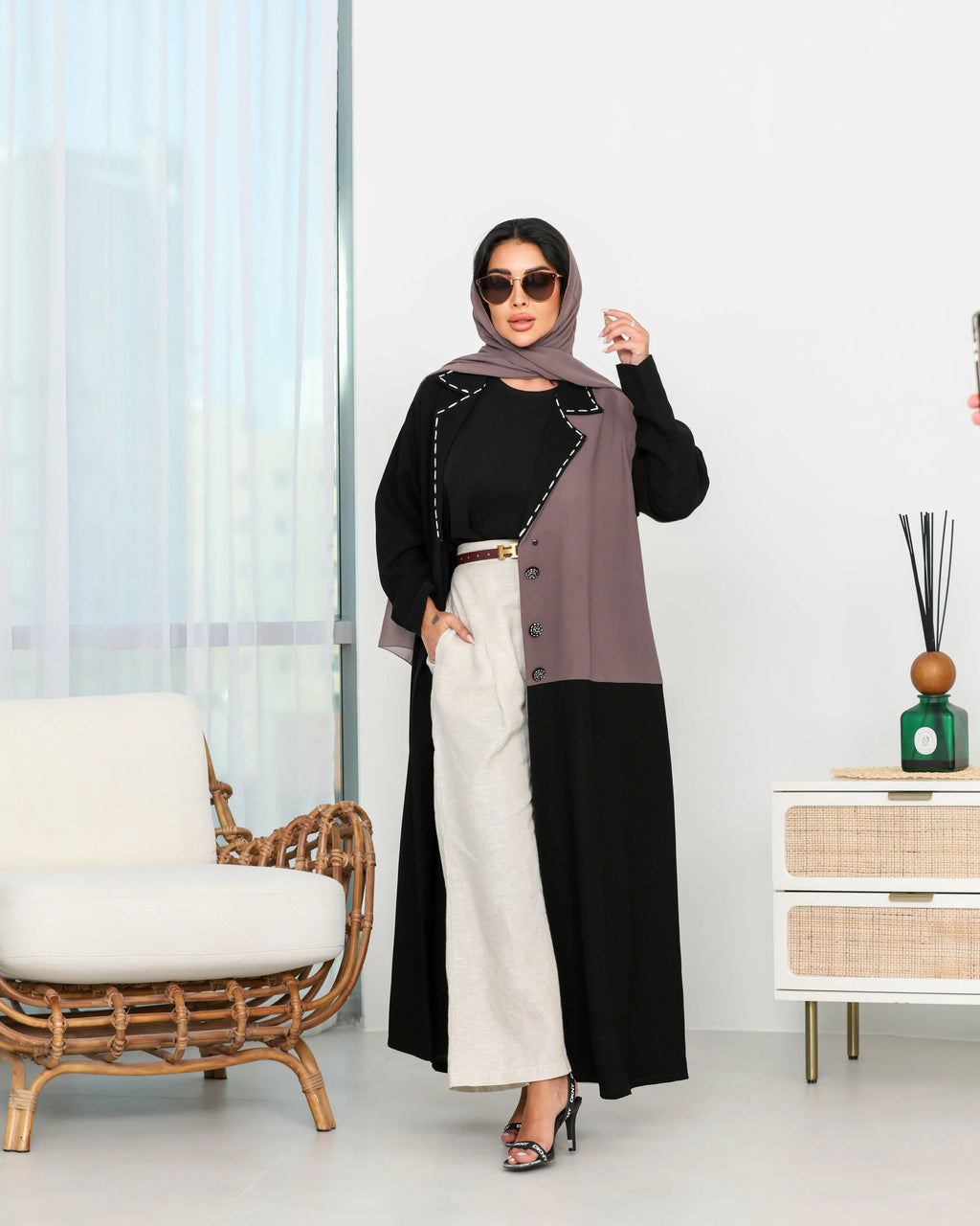 Abaya blazer crepe black and beige