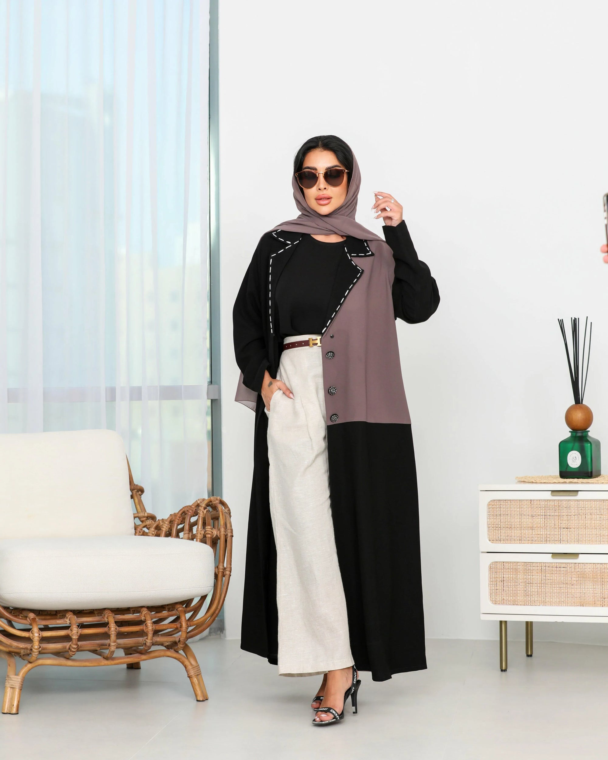 Abaya blazer crepe black and beige