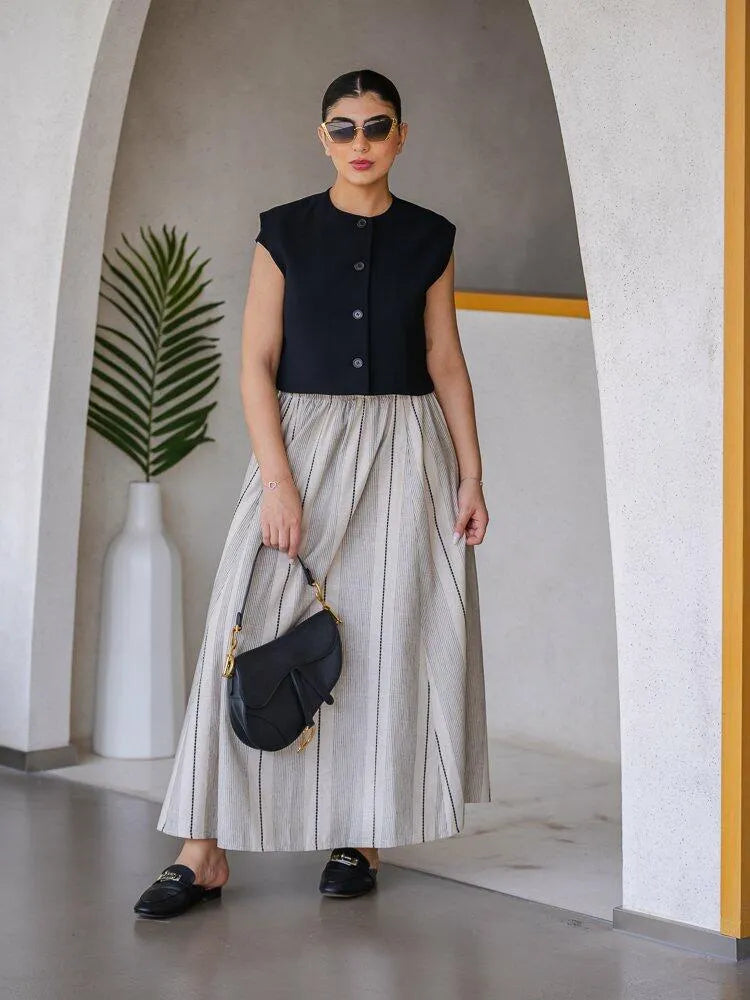 Beige linen skirt striped black
