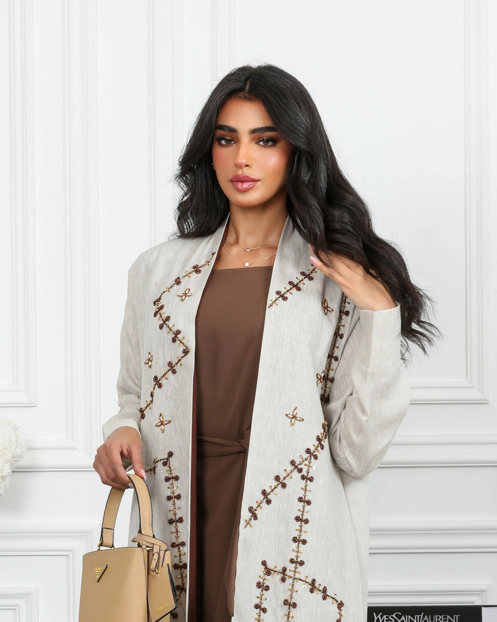 Linen beige abaya with brown pearl
