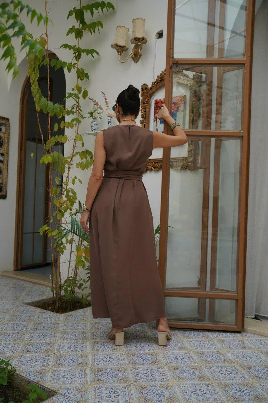 Brown crepe dress